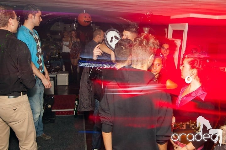 Halloween Party în Club Atti's, 