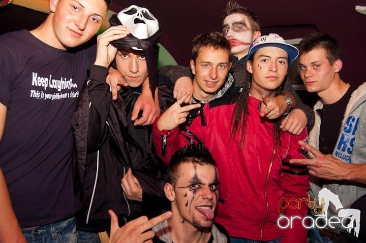 Halloween Party în Club Atti's, 