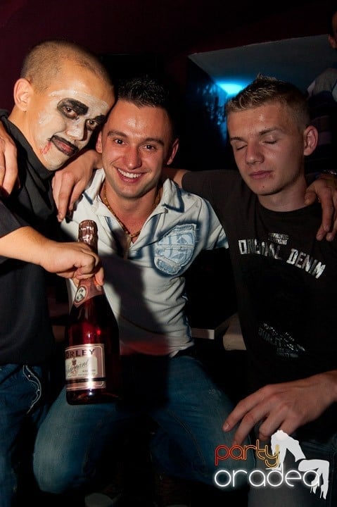Halloween Party în Club Atti's, 
