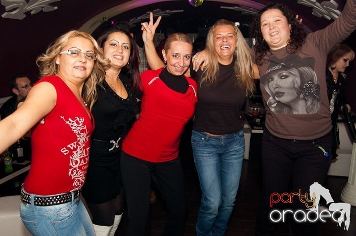 Halloween Party în Club Atti's,