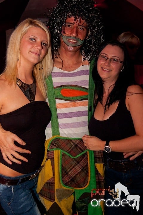 Halloween Party în Club Atti's,