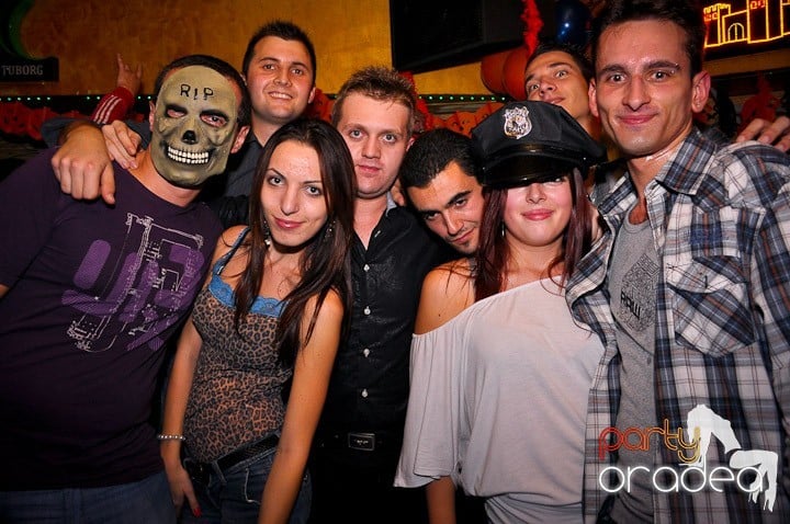 Halloween Party în Downtown,