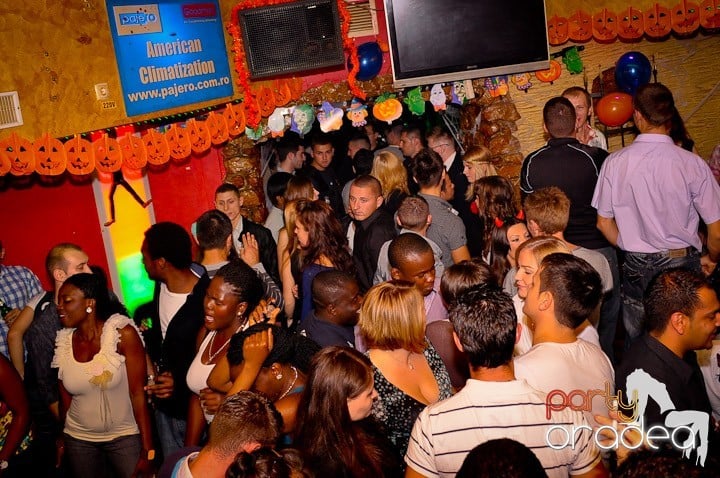 Halloween Party în Downtown,