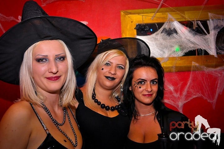 Halloween Party în Downtown,