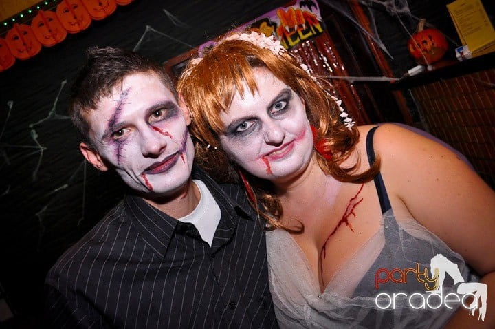Halloween Party în Downtown,