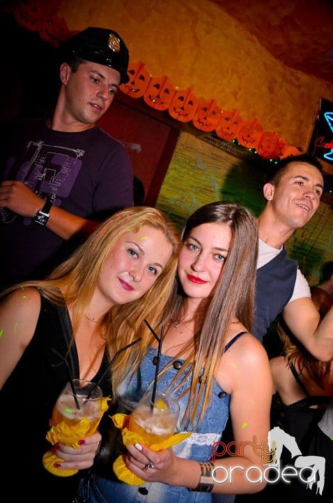 Halloween Party în Downtown,