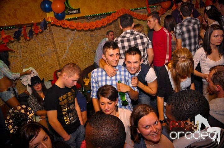 Halloween Party în Downtown,