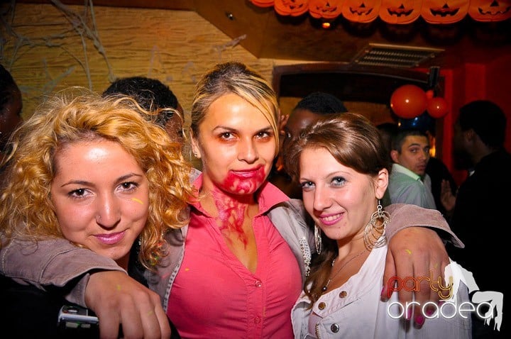 Halloween Party în Downtown,