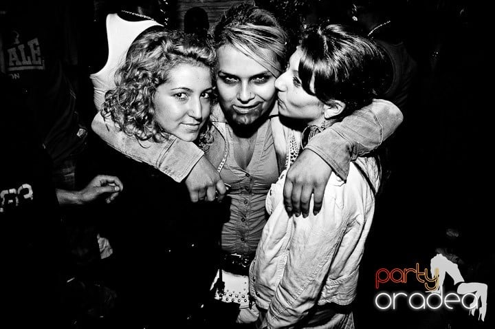 Halloween Party în Downtown,