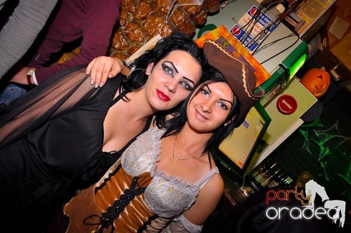 Halloween Party în Downtown,