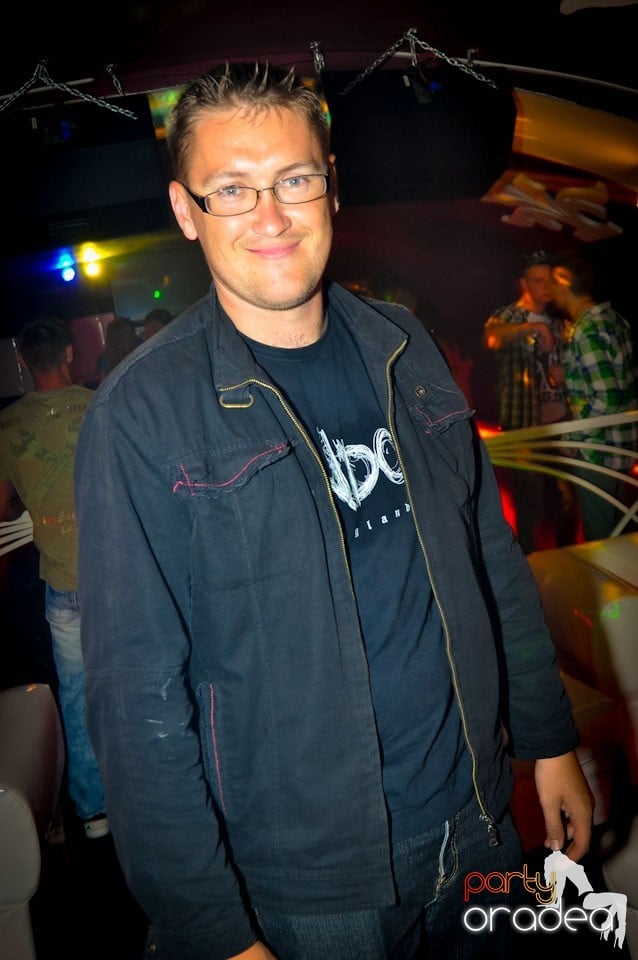Happy Minute Party în Club Atti's,
