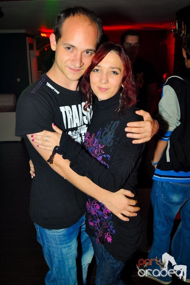Happy Minute Party în Club Atti's,