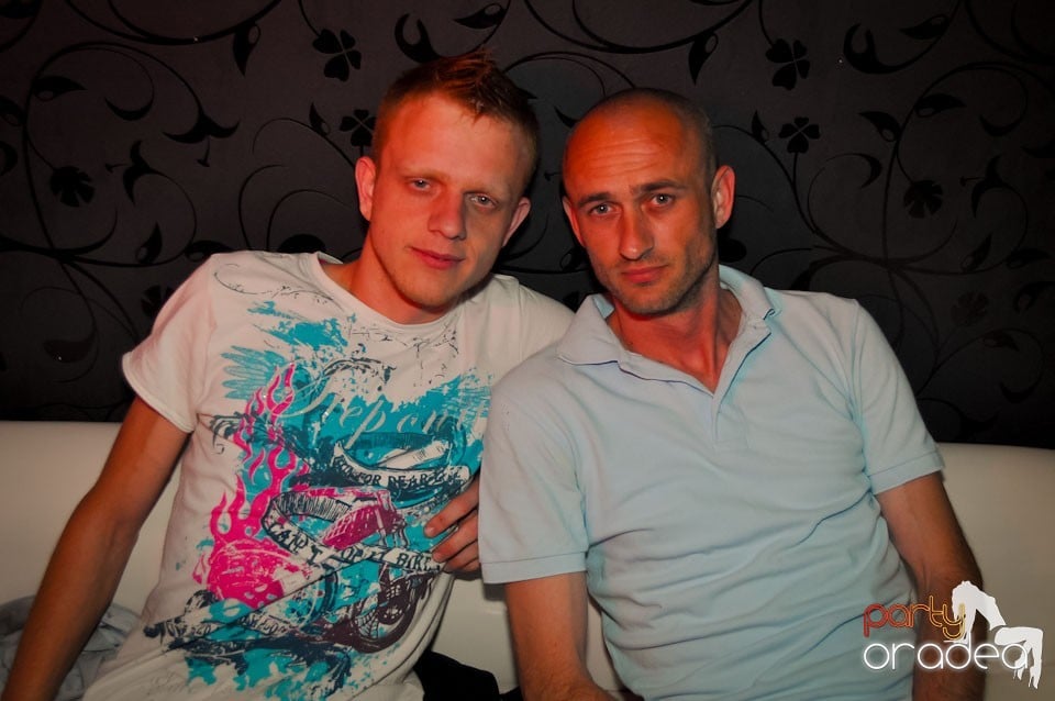 Happy Minute Party în Club Atti's,