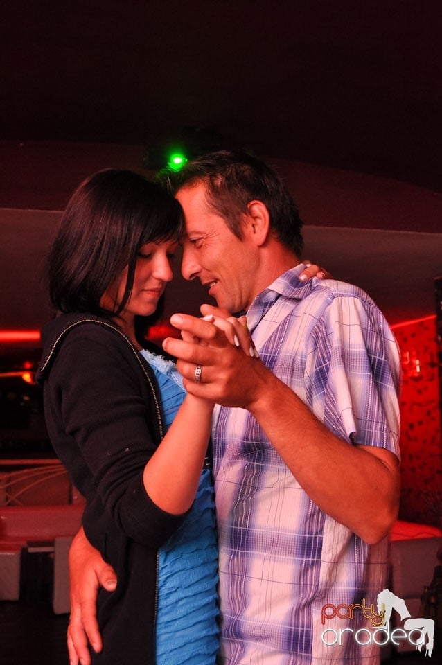 Happy Minute Party în Club Atti's,