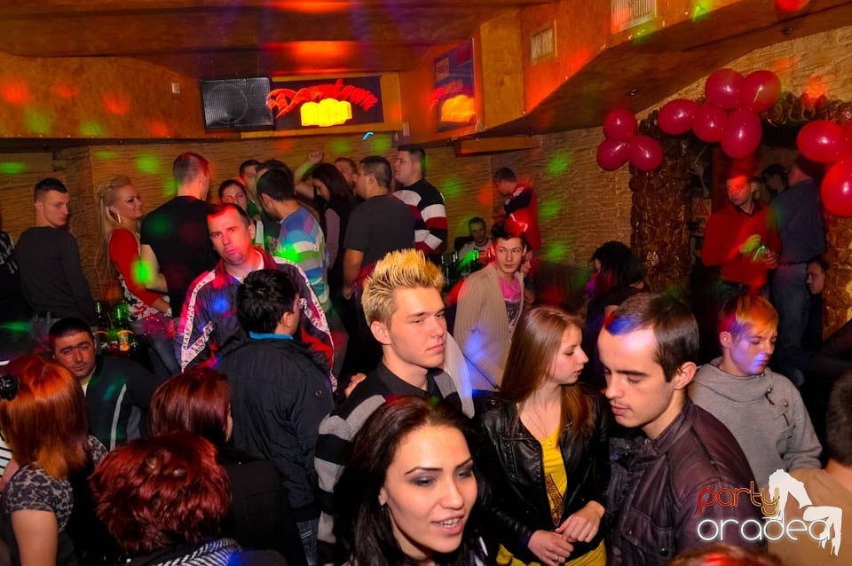 Happy Valentine's Day! în Downtown, 