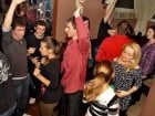 Hawaii Party continuă