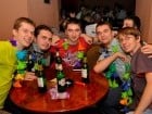 Hawaii Party continuă