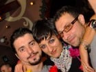 Hawaii Party continuă