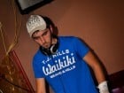 Hawaii Party continuă