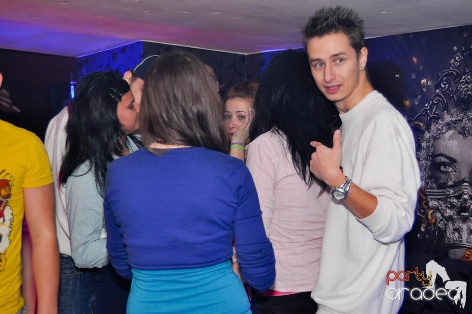 Heaven Sent Party în Club Atti's,