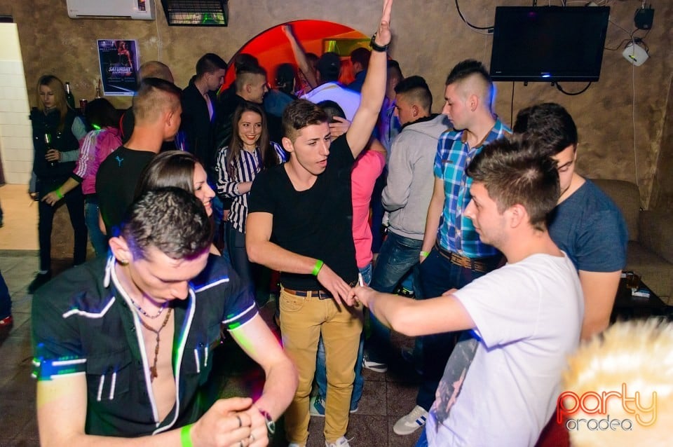 Hot Saturday Party, 