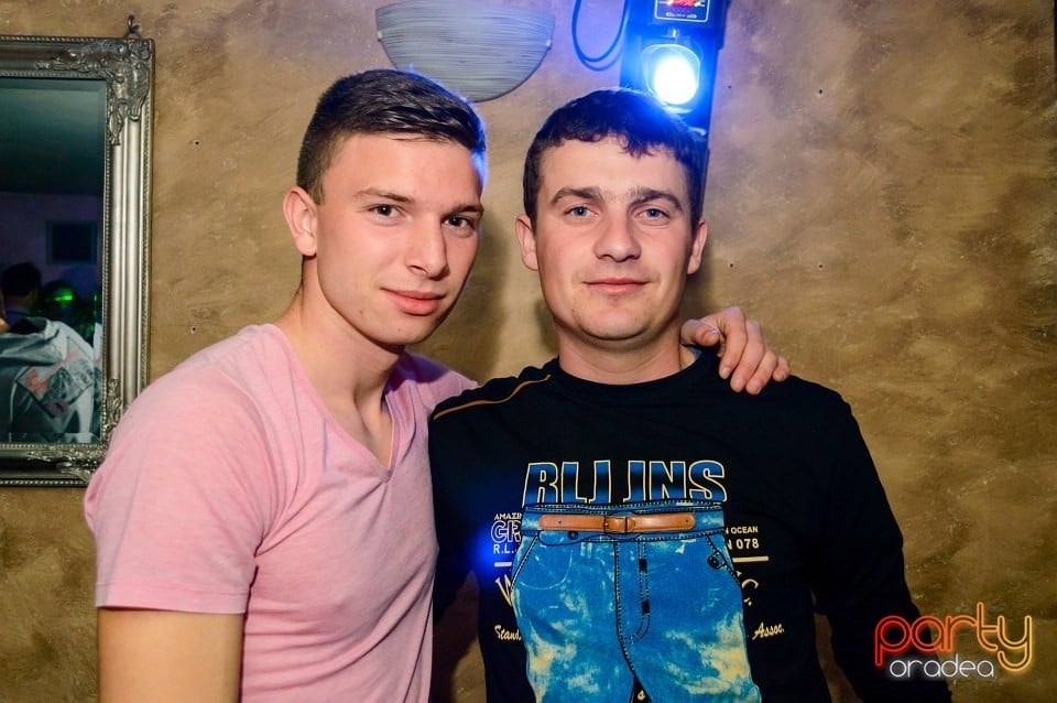 Hot Saturday Party, 