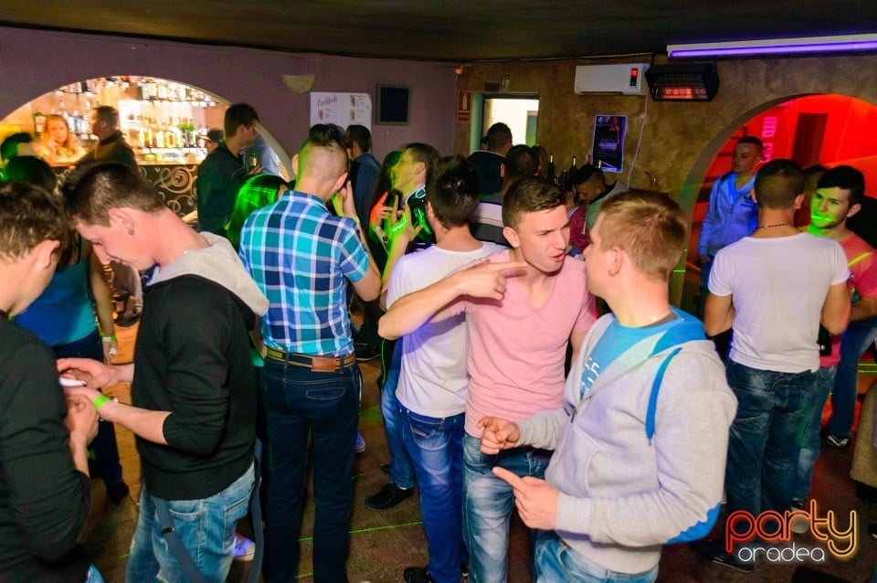 Hot Saturday Party, 