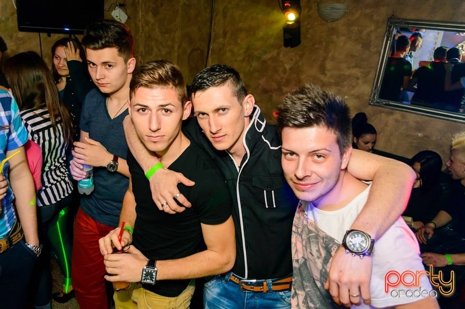 Hot Saturday Party, 