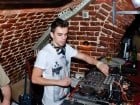House Party în Club Escape