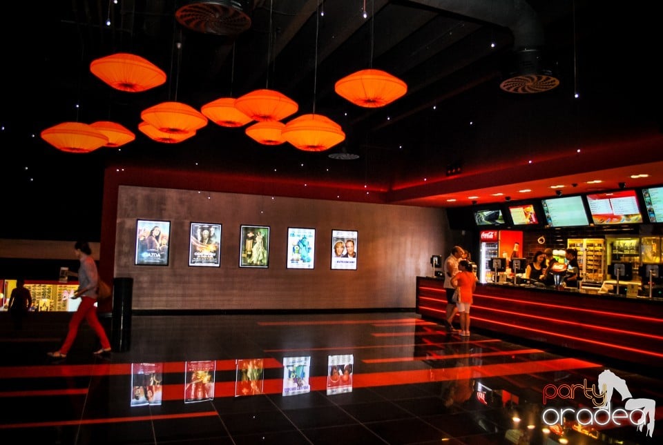 Inaugurare Cinema Palace, Lotus Center