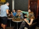 Începe distracţia în Club Downtown