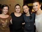 Începe distracţia în Club Downtown