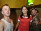 Începe distracţia în Club Downtown
