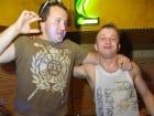 Începe distracţia în Club Downtown