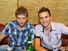Începe distracţia în Club Downtown