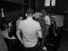 Începe distracţia în Club Downtown