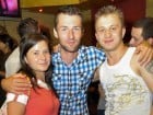 Începe distracţia în Club Downtown