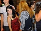 Începe distracţia în Club Downtown