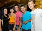 Începe distracţia în Club Downtown