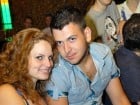 Începe distracţia în Club Downtown
