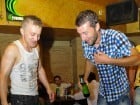 Începe distracţia în Club Downtown