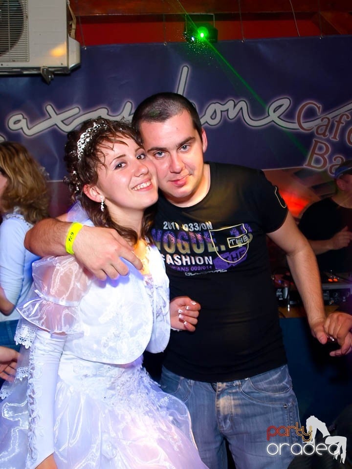 It's party time - cu DJ Bíró din Debreţin, 