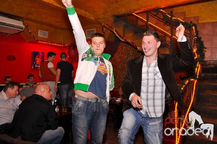 Keep On Dancing in Downtown,