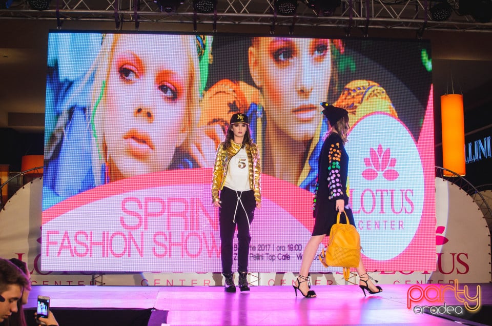 Spring Fashion Show la Lotus Center, Lotus Center