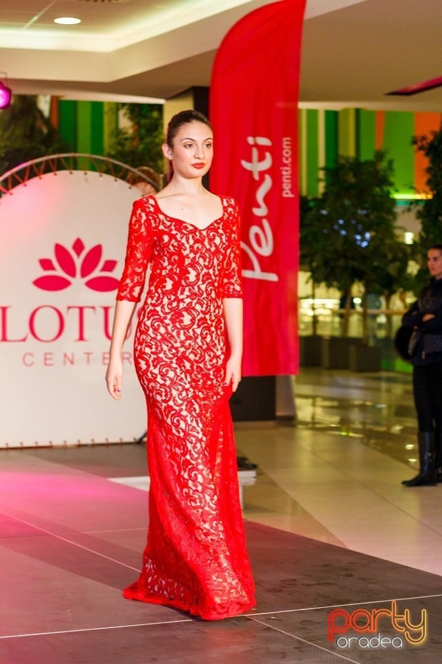 Lotus Fashion Weekend, Lotus Center