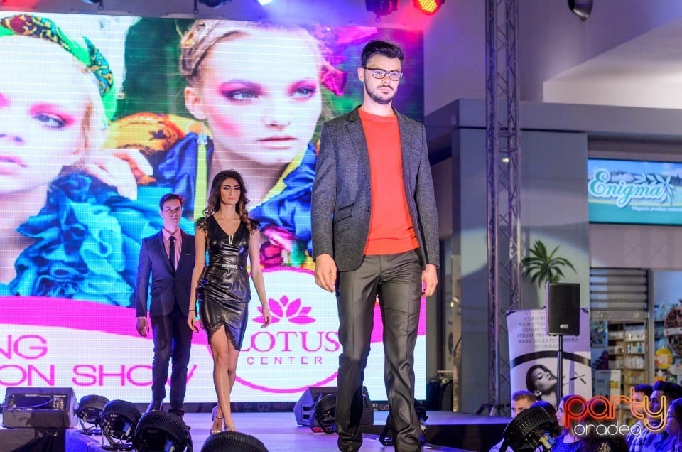 Lotus Spring Fashion Show, Lotus Center