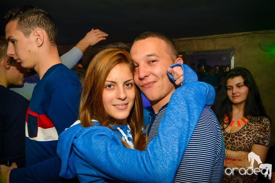 Luxury Party, 