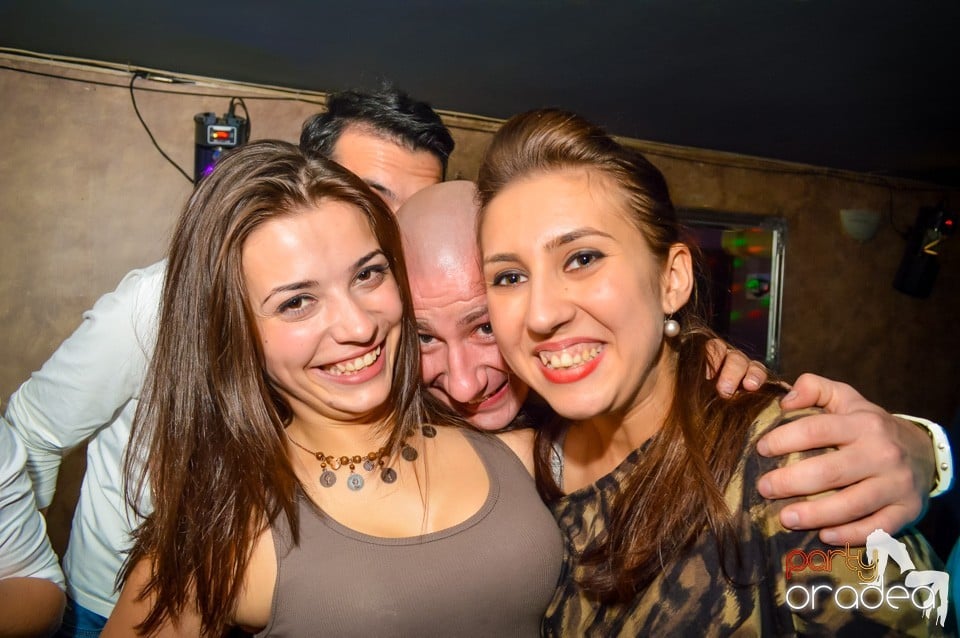 Luxury Party, 