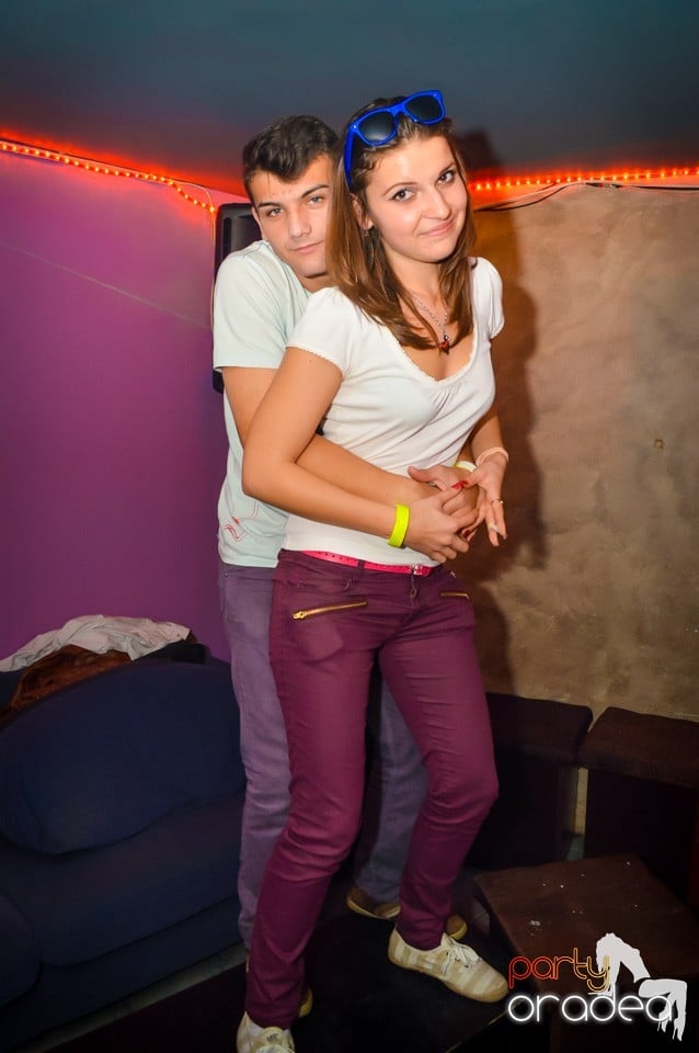 Luxury Party, 