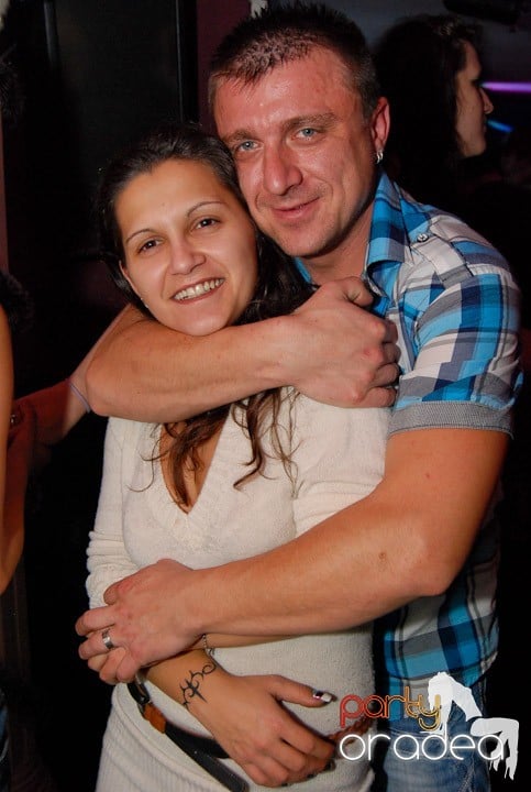 Massive House Attack în Club Atti's,